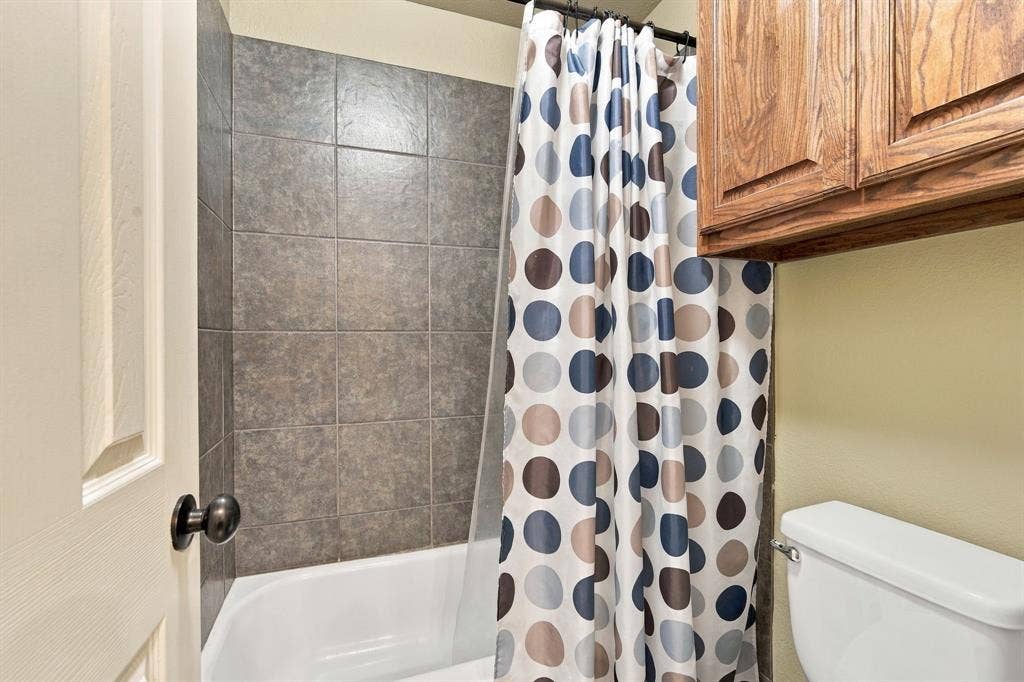 1861 Chuckwagon Drive, Midlothian, TX 76065 1861 Chuckwagon Drive, Midlothian, TX 76065