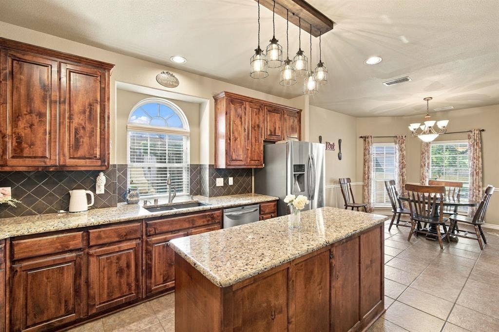 1861 Chuckwagon Drive, Midlothian, TX 76065 1861 Chuckwagon Drive, Midlothian, TX 76065