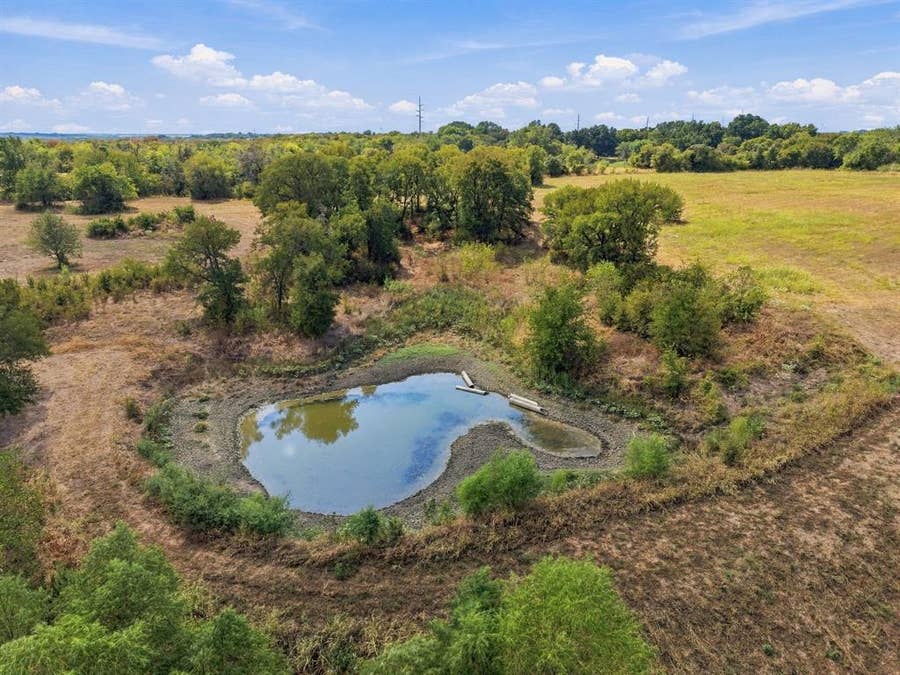 Property photo for 254 N Cooke Road, Ennis, TX