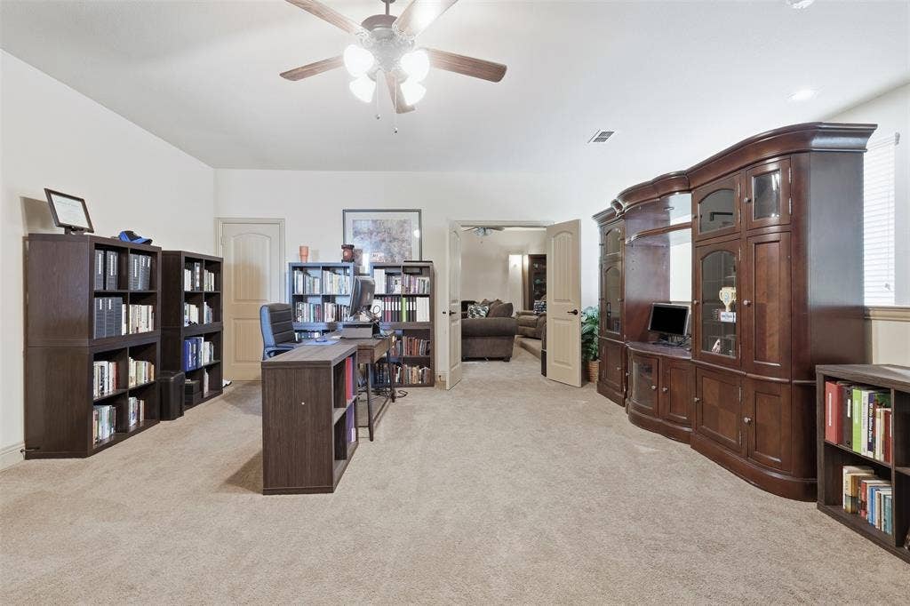 225 Bentley Drive, Midlothian, TX 76065 225 Bentley Drive, Midlothian, TX 76065