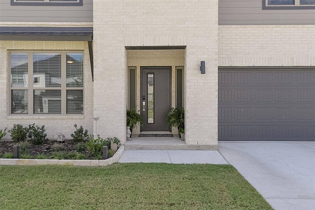 540 Moonrise Street, Waxahachie, TX 75165 540 Moonrise Street, Waxahachie, TX 75165