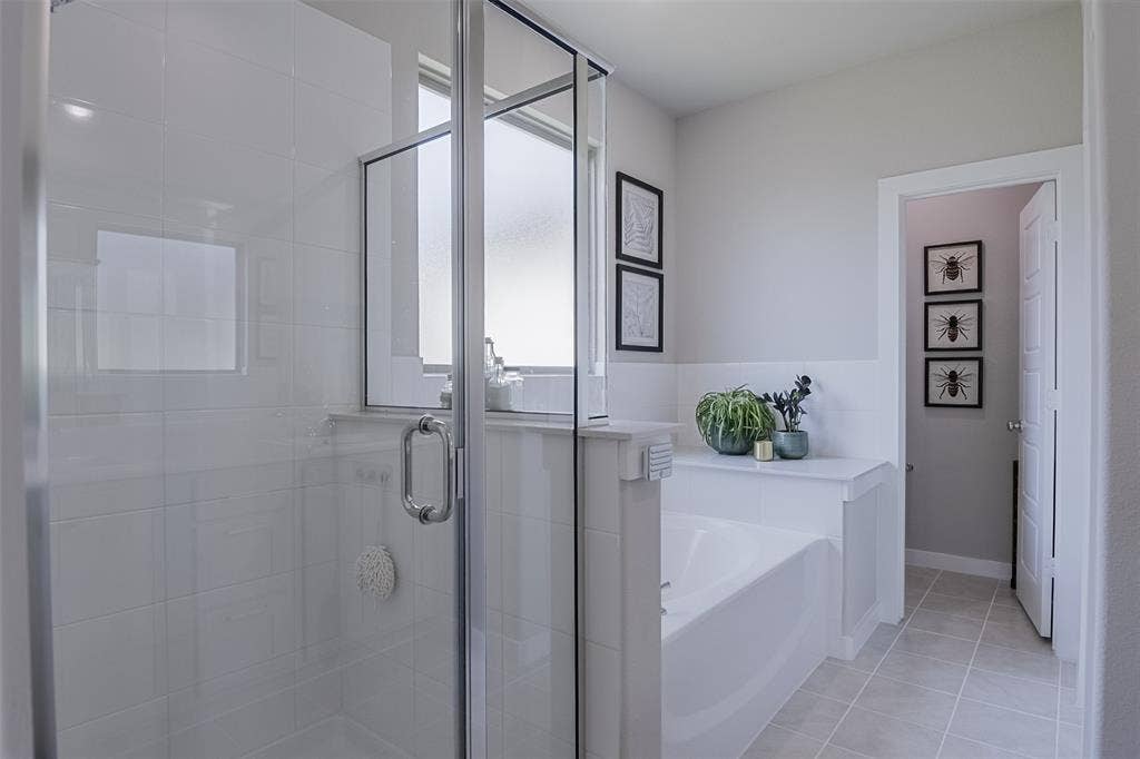 540 Moonrise Street, Waxahachie, TX 75165 540 Moonrise Street, Waxahachie, TX 75165