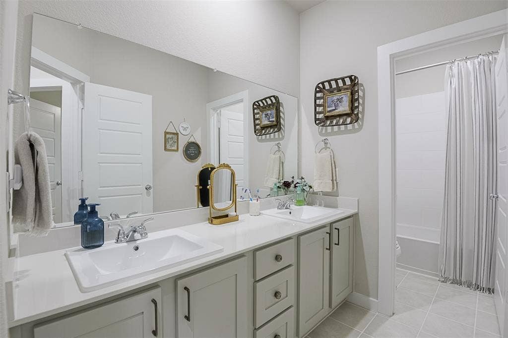 540 Moonrise Street, Waxahachie, TX 75165 540 Moonrise Street, Waxahachie, TX 75165