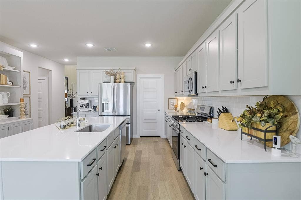 540 Moonrise Street, Waxahachie, TX 75165 540 Moonrise Street, Waxahachie, TX 75165