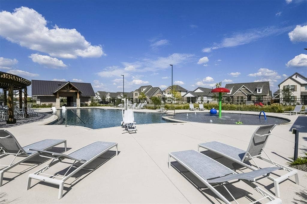 540 Moonrise Street, Waxahachie, TX 75165 540 Moonrise Street, Waxahachie, TX 75165