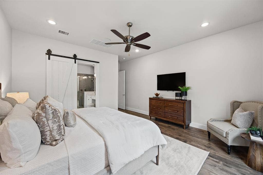 8655 Forest Hills Boulevard, Dallas, TX 75218 8655 Forest Hills Boulevard, Dallas, TX 75218