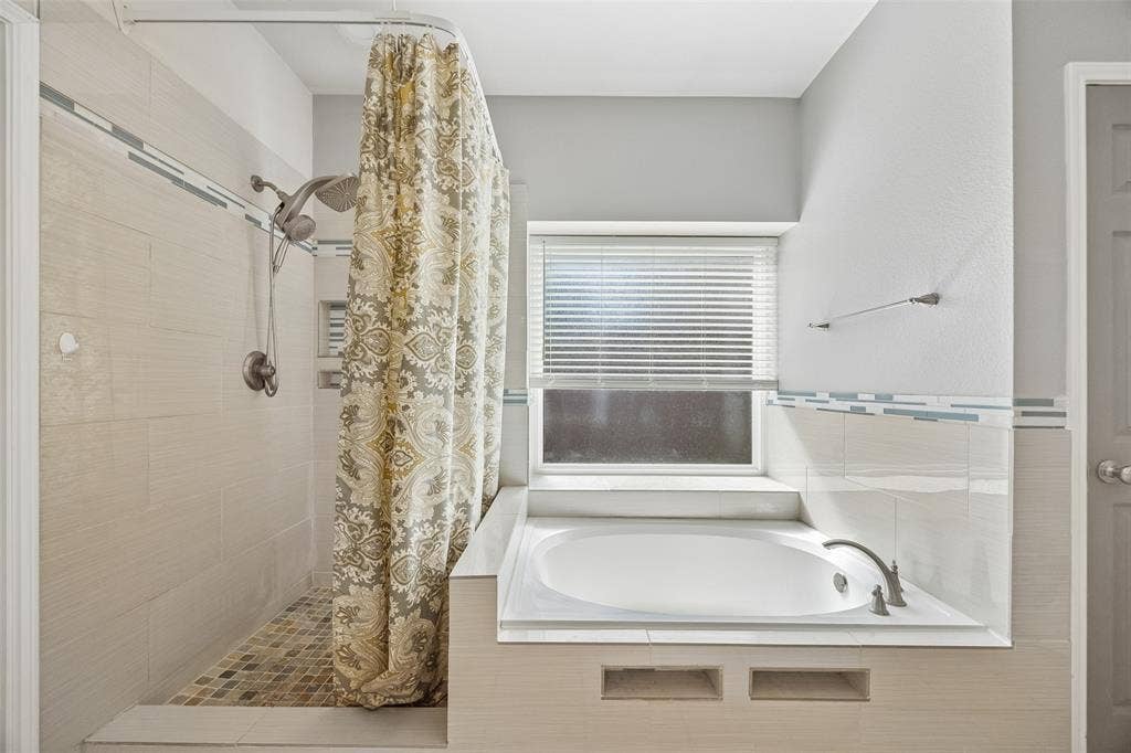 6804 Nottoway Lane, Plano, TX 75074