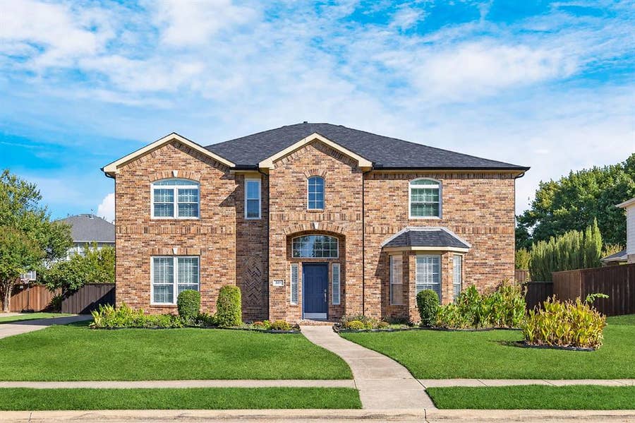 Property photo for 239 Glen Ridge Drive, Murphy, TX