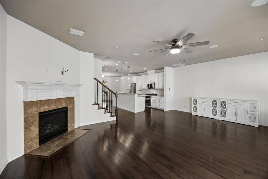 Property photo for 3895 Asbury Lane, Addison, TX