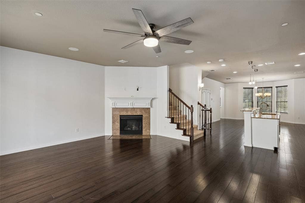 3895 Asbury Lane, Addison, TX 75001