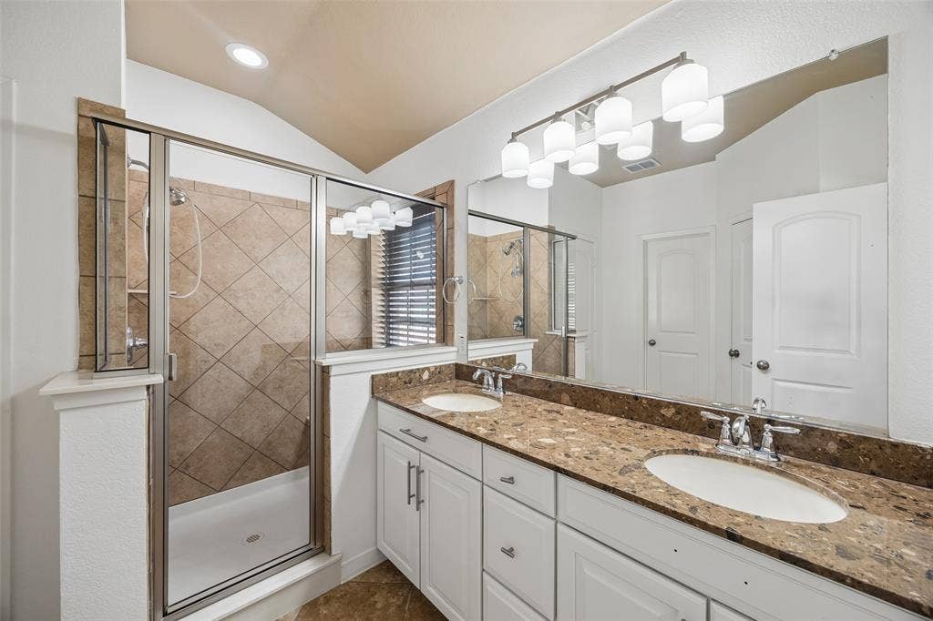 3895 Asbury Lane, Addison, TX 75001