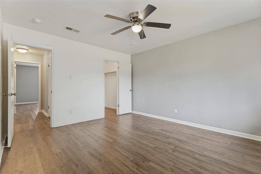 524 Cole Avenue, Saginaw, TX 76179 524 Cole Avenue, Saginaw, TX 76179