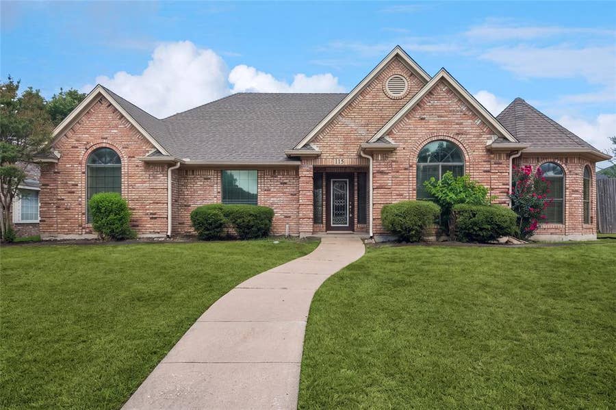 Property photo for 115 Indian Hills Drive, Waxahachie, TX