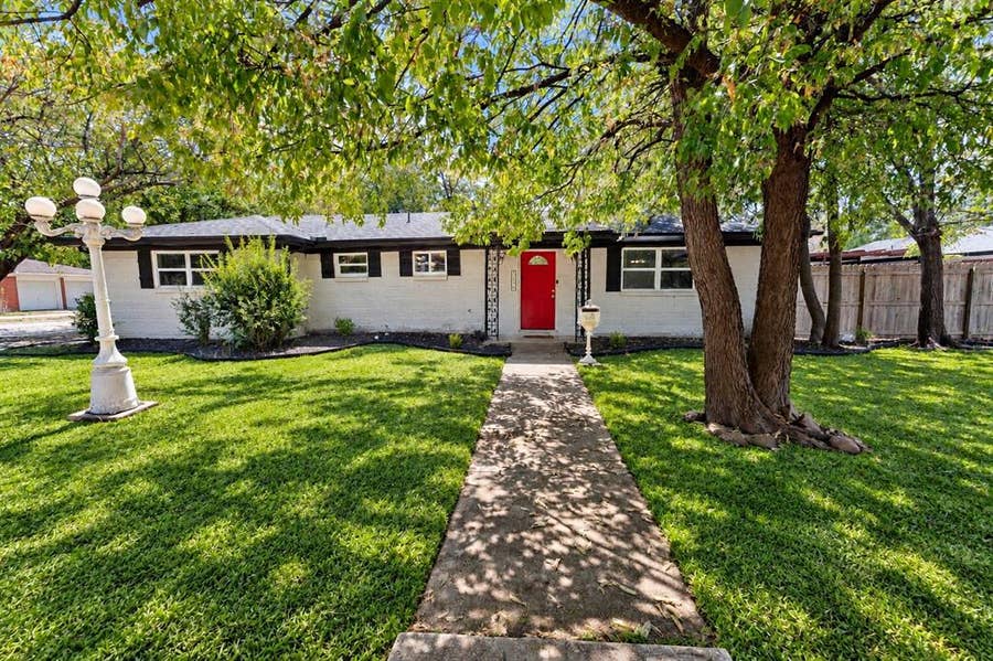 Property photo for 4928 Ira Street, Haltom City, TX
