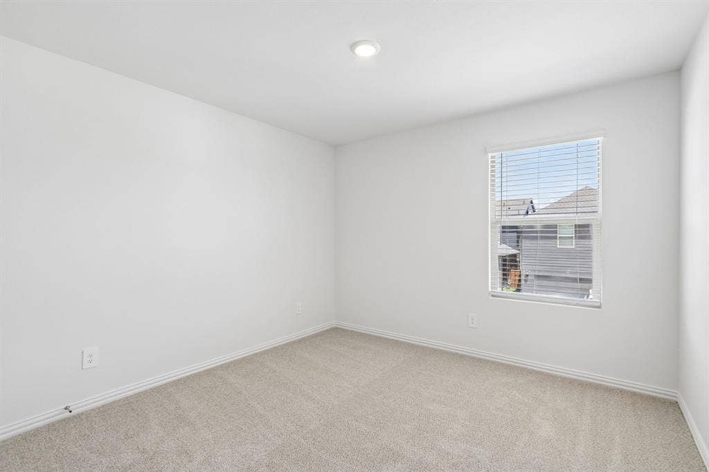 2716 Teton Street, Corinth, TX 76210 Photo is not of the actual home, but is an inspirational photo of builder’s model home and may depict options, furnishings, and/or decorator features that are not included.