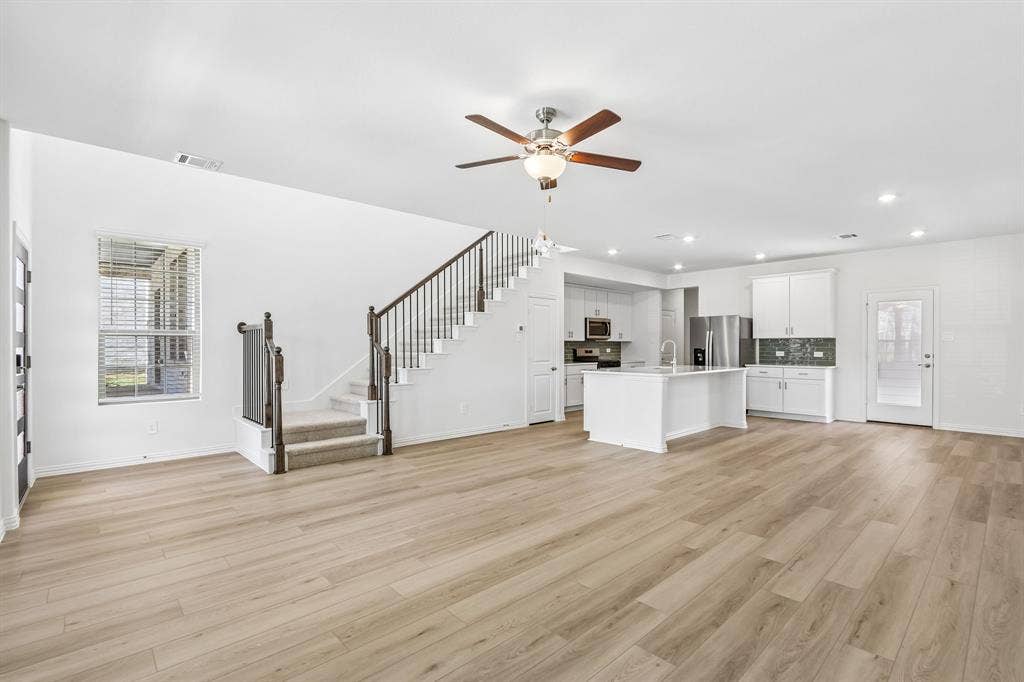 2716 Teton Street, Corinth, TX 76210 Photo is not of the actual home, but is an inspirational photo of builder’s model home and may depict options, furnishings, and/or decorator features that are not included.