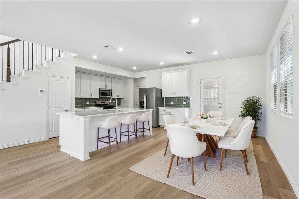 2716 Teton Street, Corinth, TX 76210 Photo is not of the actual home, but is an inspirational photo of builder’s model home and may depict options, furnishings, and/or decorator features that are not included.