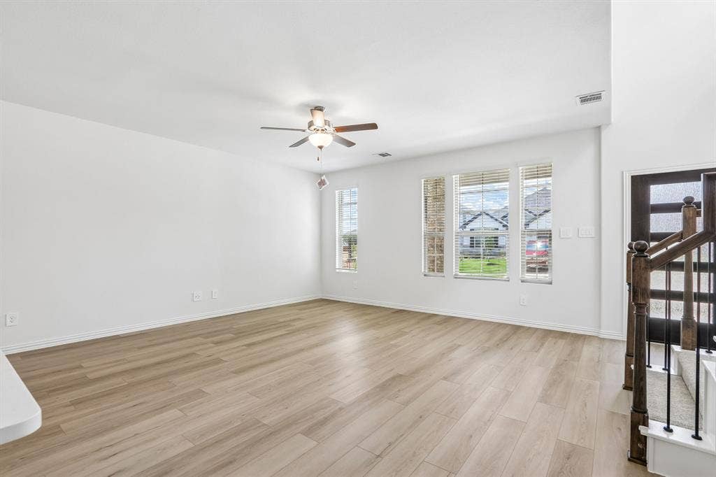 2716 Teton Street, Corinth, TX 76210 Photo is not of the actual home, but is an inspirational photo of builder’s model home and may depict options, furnishings, and/or decorator features that are not included.