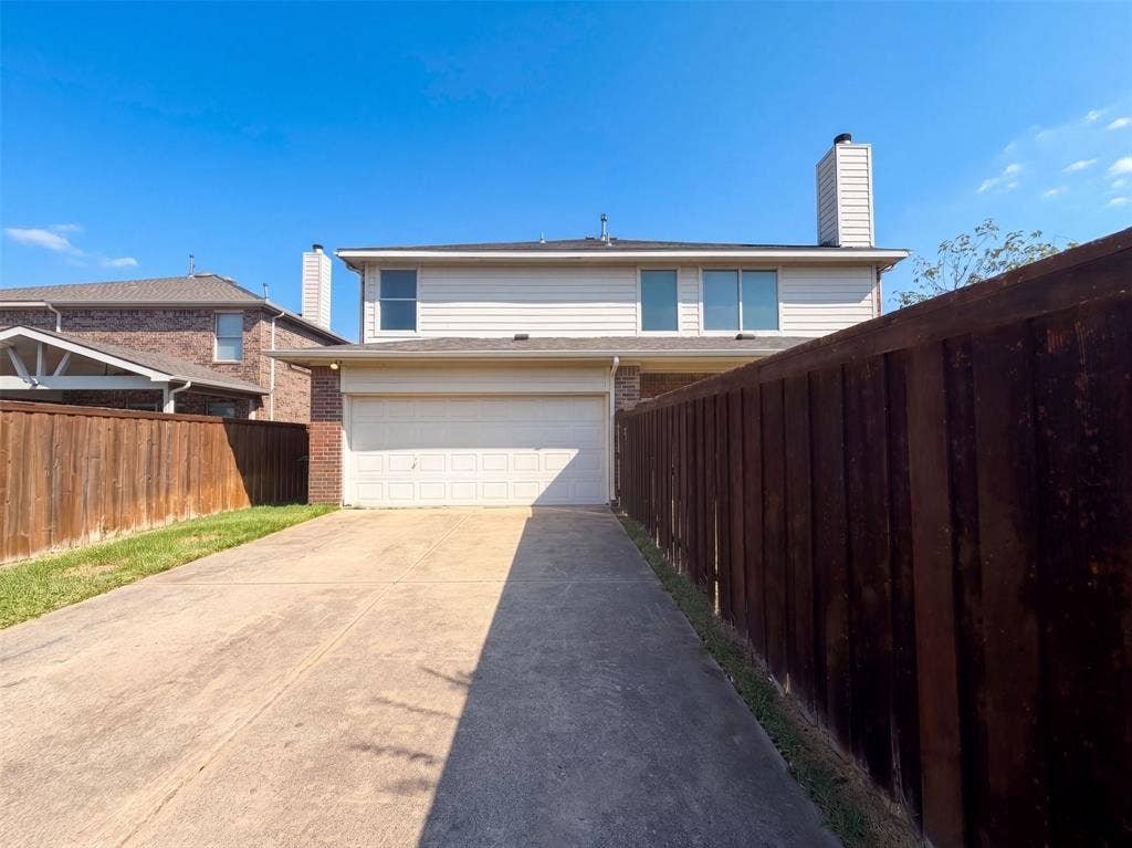 1304 Grapevine Drive, Allen, TX 75002 1304 Grapevine Drive, Allen, TX 75002