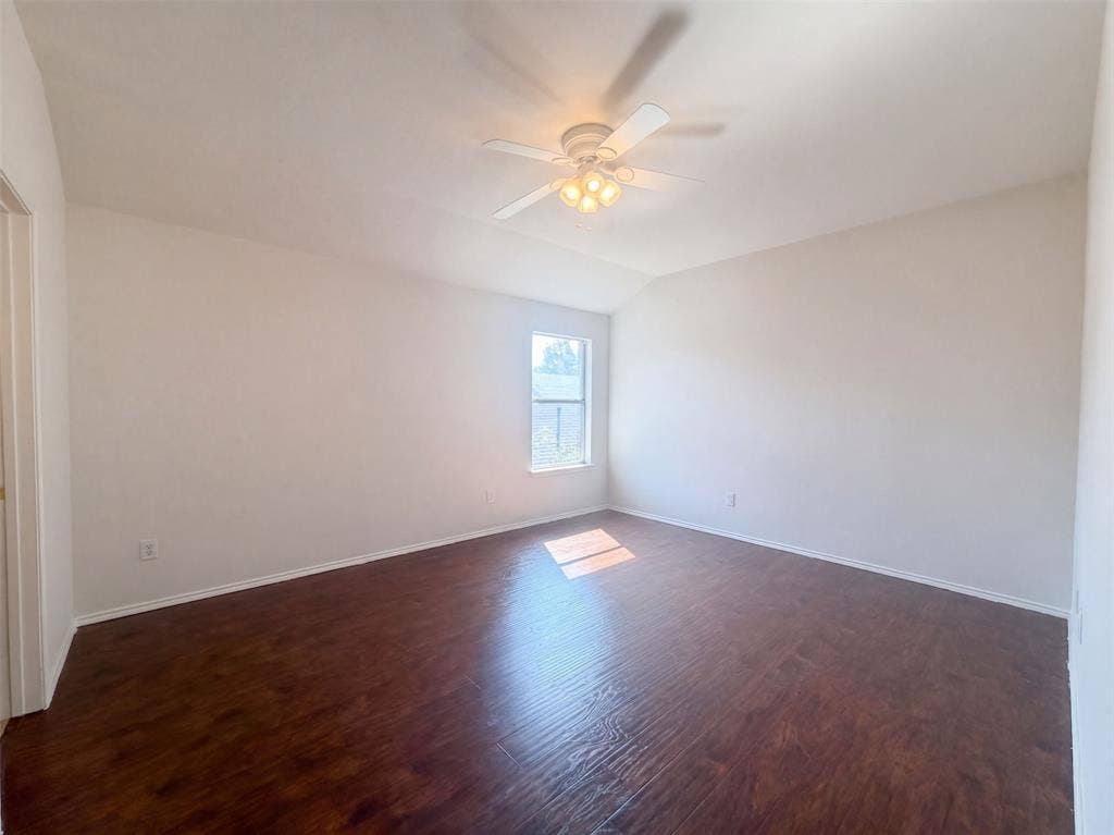 1304 Grapevine Drive, Allen, TX 75002 1304 Grapevine Drive, Allen, TX 75002