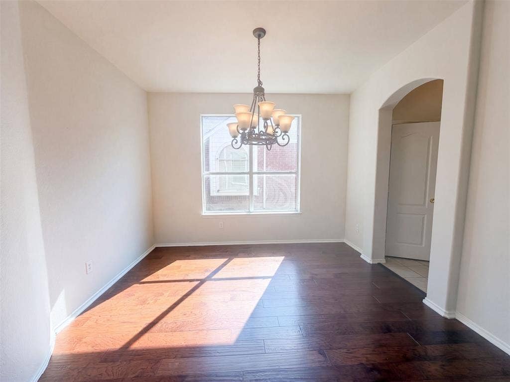 1304 Grapevine Drive, Allen, TX 75002 1304 Grapevine Drive, Allen, TX 75002