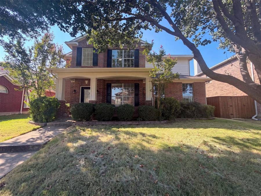 Property photo for 1304 Grapevine Drive, Allen, TX