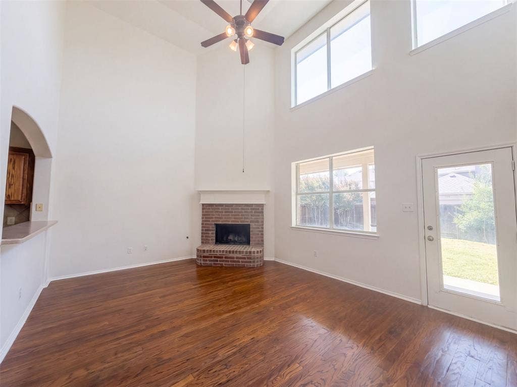 1304 Grapevine Drive, Allen, TX 75002 1304 Grapevine Drive, Allen, TX 75002