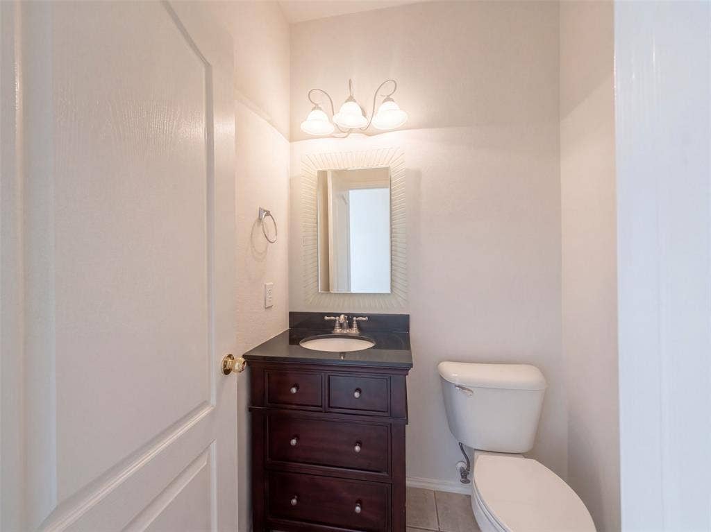 1304 Grapevine Drive, Allen, TX 75002 1304 Grapevine Drive, Allen, TX 75002