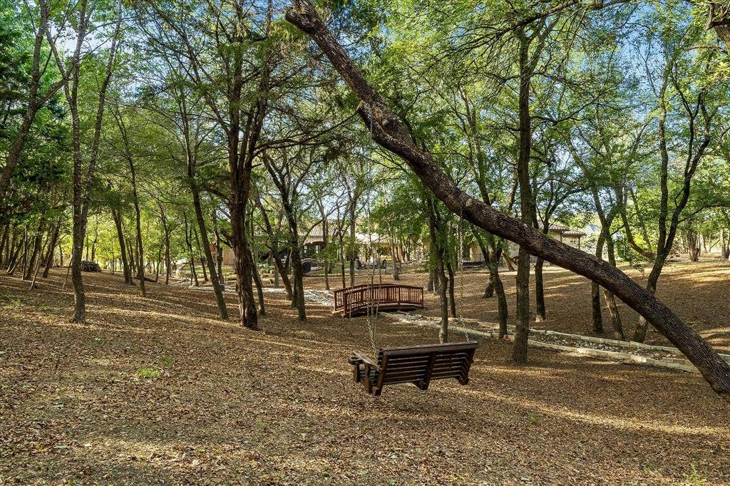 1739 Bison Meadow Lane, Heath, TX 75032 Entire back of property is heavily wooded