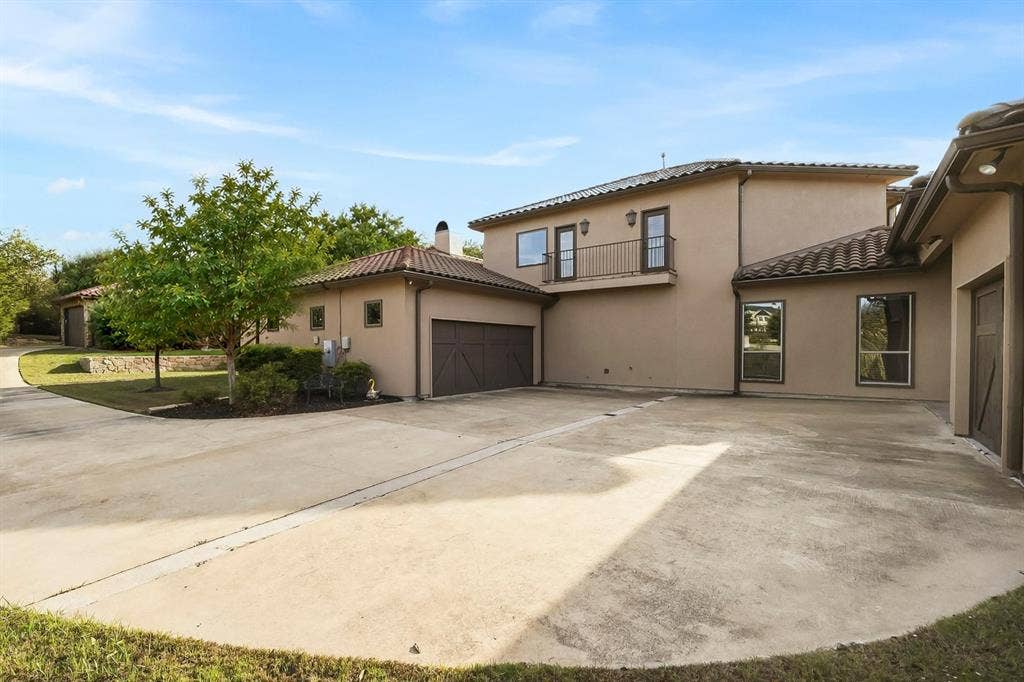 1739 Bison Meadow Lane, Heath, TX 75032 Loads of Parking. 3 car Gar in Main Home plus Porte-Cochere & sep two car garage in Guest Residence