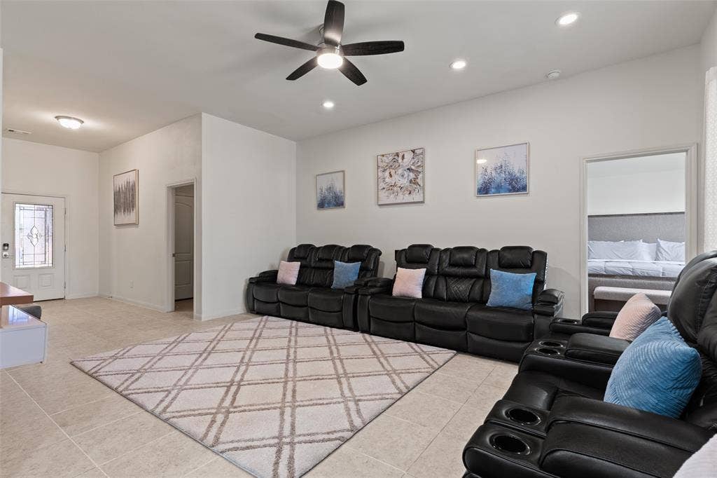 4128 Tower Bridge Lane, Crowley, TX 76036 4128 Tower Bridge Lane, Crowley, TX 76036