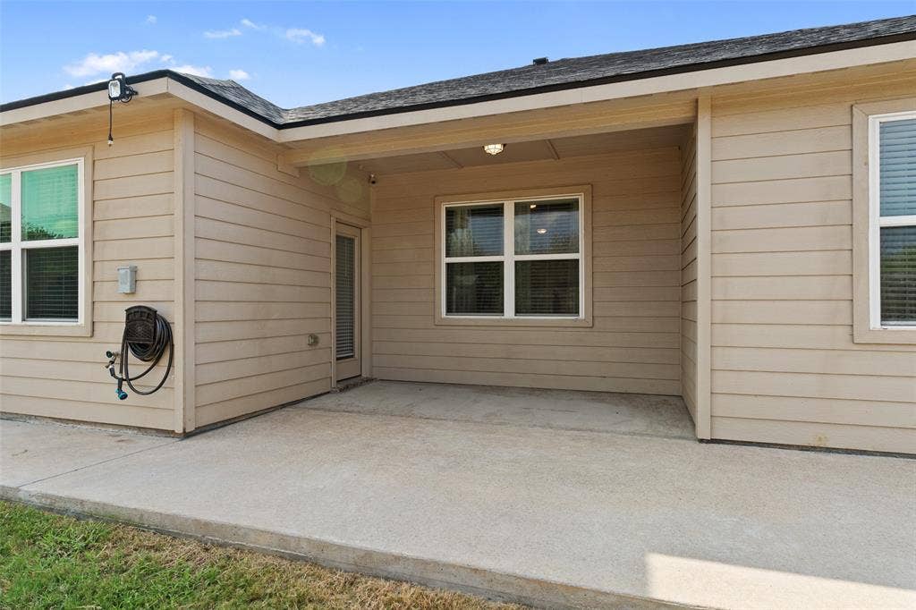 4128 Tower Bridge Lane, Crowley, TX 76036 4128 Tower Bridge Lane, Crowley, TX 76036