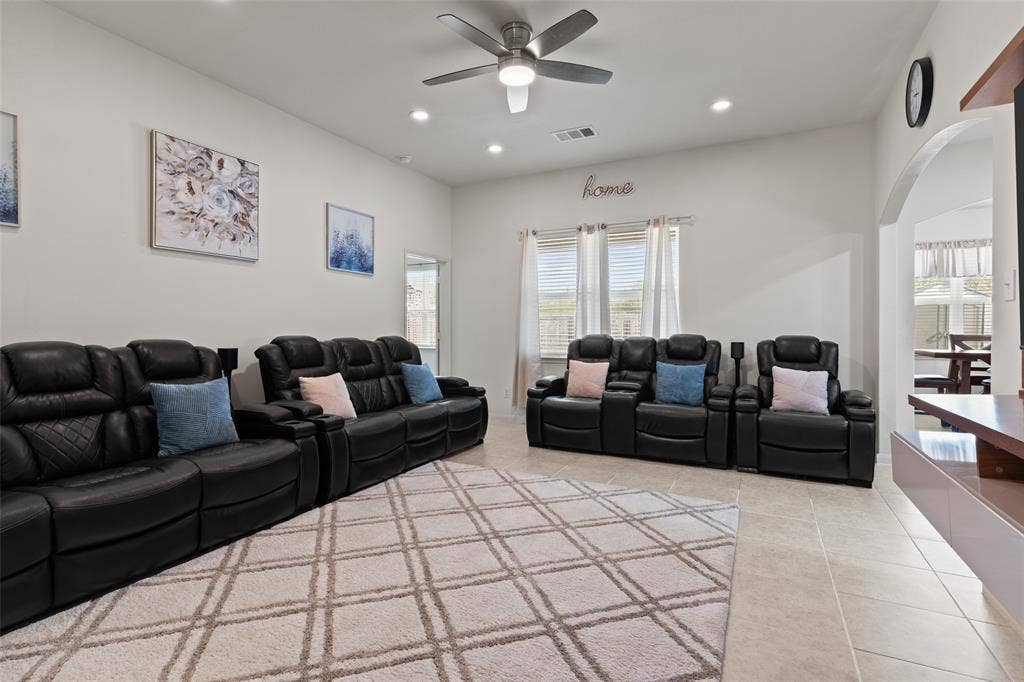 4128 Tower Bridge Lane, Crowley, TX 76036 4128 Tower Bridge Lane, Crowley, TX 76036