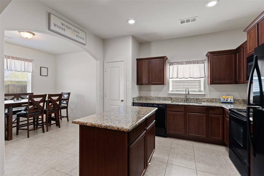 4128 Tower Bridge Lane, Crowley, TX 76036 4128 Tower Bridge Lane, Crowley, TX 76036