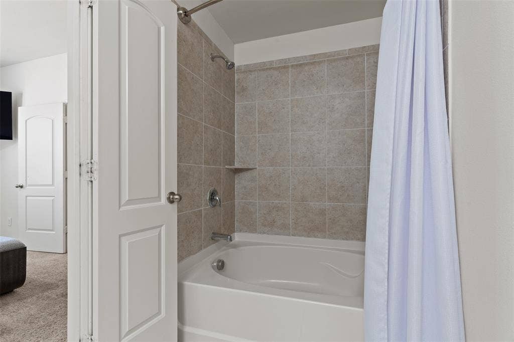 4128 Tower Bridge Lane, Crowley, TX 76036 4128 Tower Bridge Lane, Crowley, TX 76036
