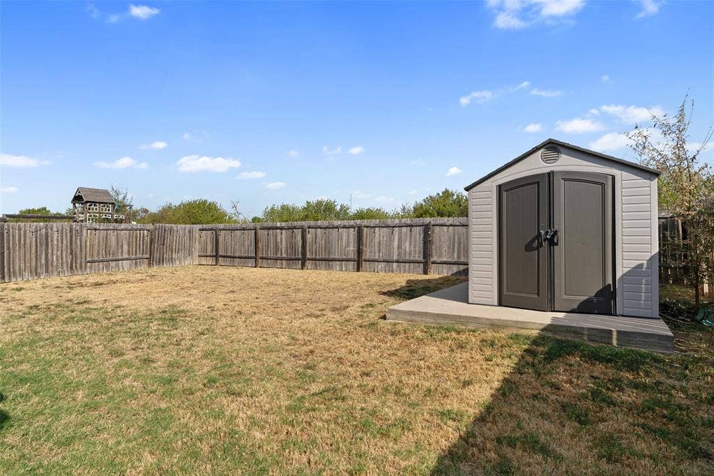 4128 Tower Bridge Lane, Crowley, TX 76036 4128 Tower Bridge Lane, Crowley, TX 76036