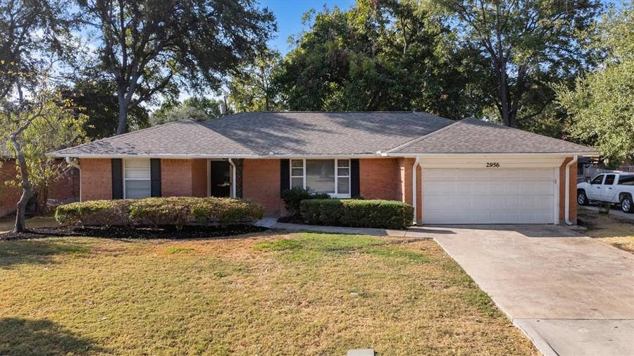 Property photo for 2956 Randy Lane, Farmers Branch, TX