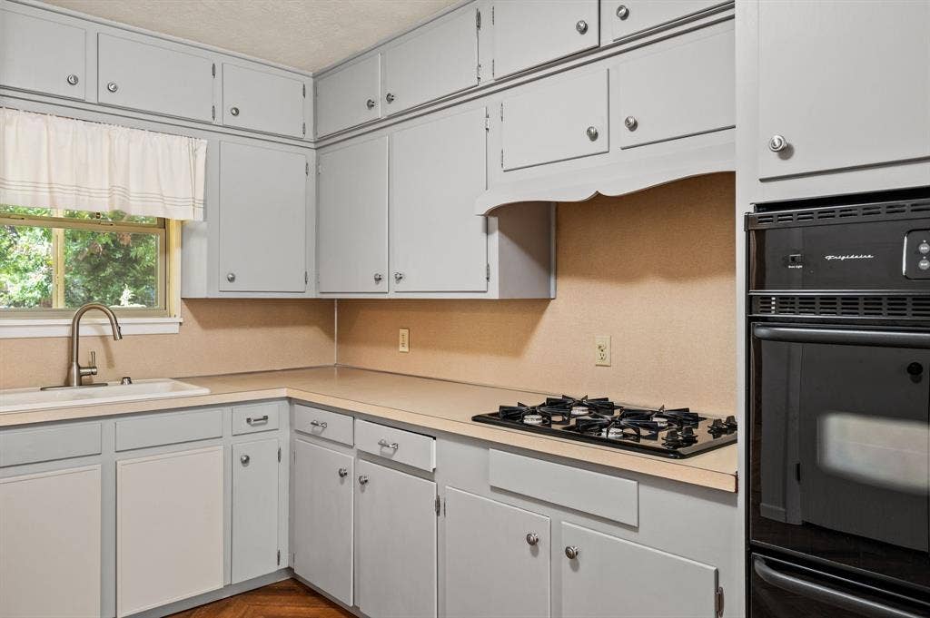 1134 Usher Street, Benbrook, TX 76126 We're Cooking with Gas & Views of the Dreamy Backyard
