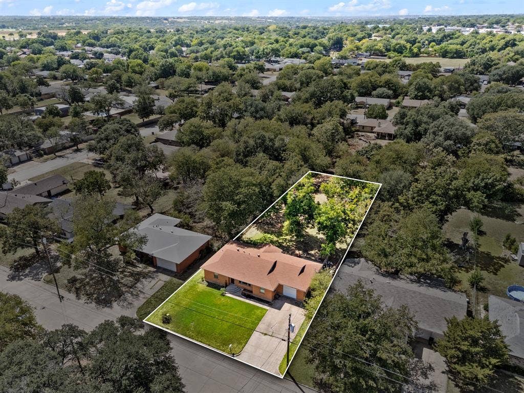 1134 Usher Street, Benbrook, TX 76126 Large Lot Offers Many Possibilities for Entertaining, Gardening, etc!