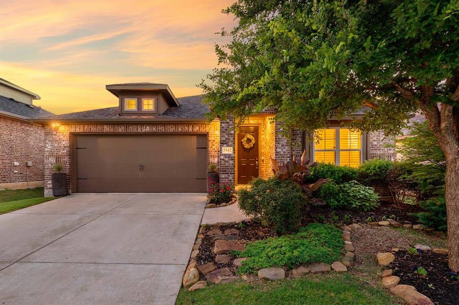 Property photo for 5912 Aster Drive, McKinney, TX