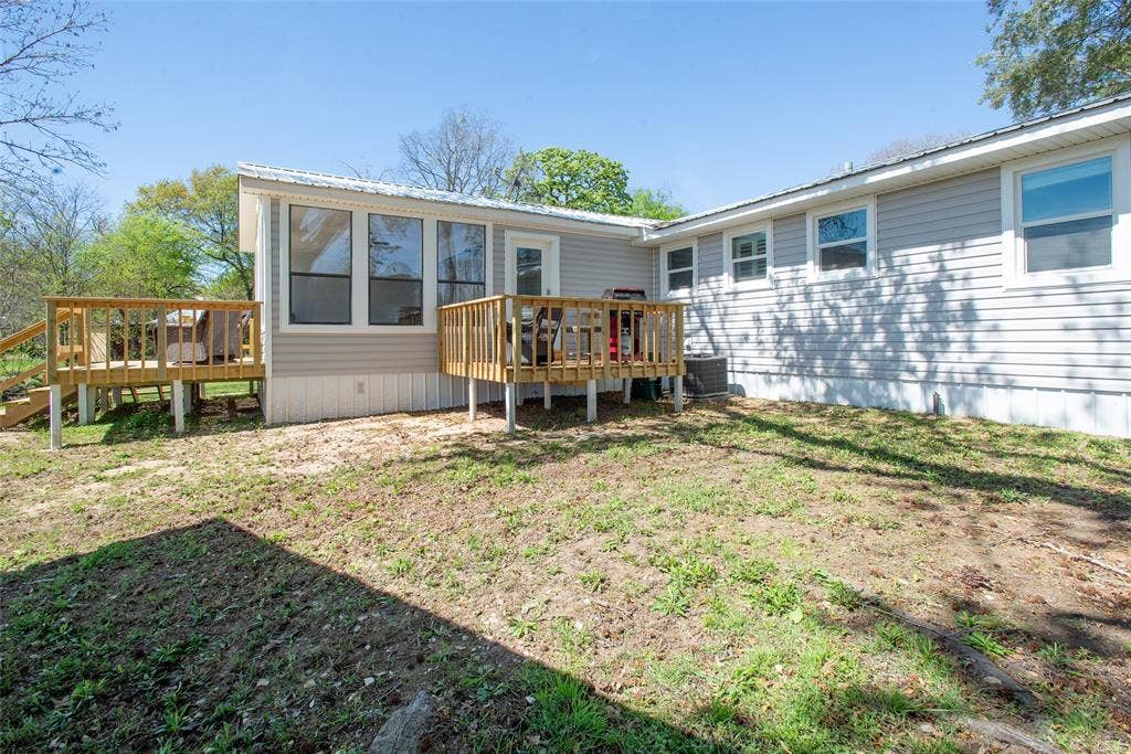117 Joy Lane, Gun Barrel City, TX 75156