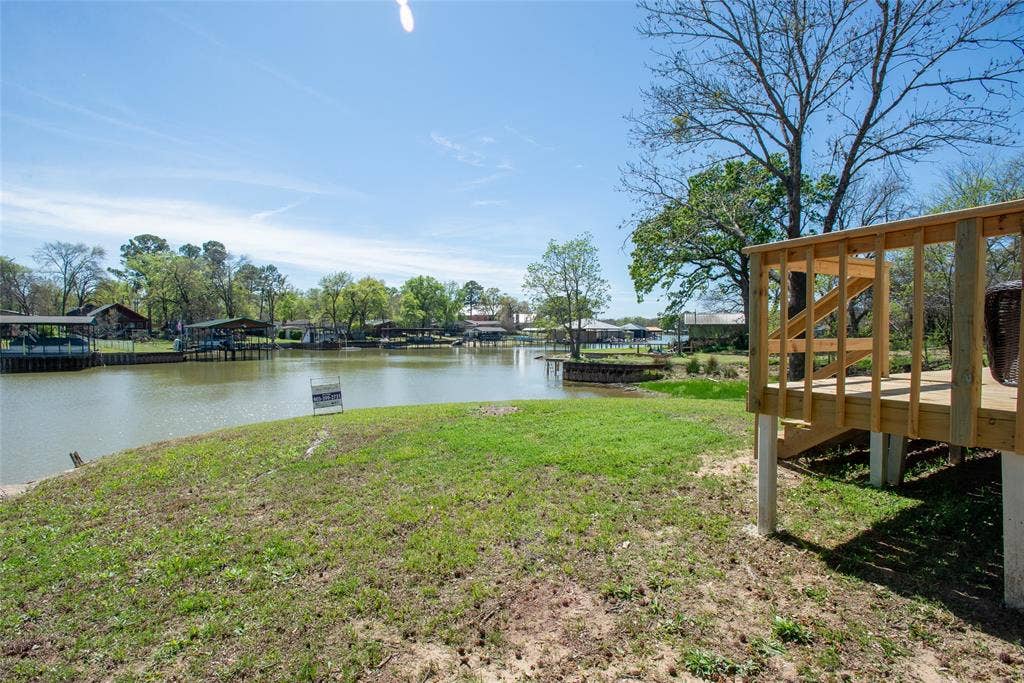 117 Joy Lane, Gun Barrel City, TX 75156