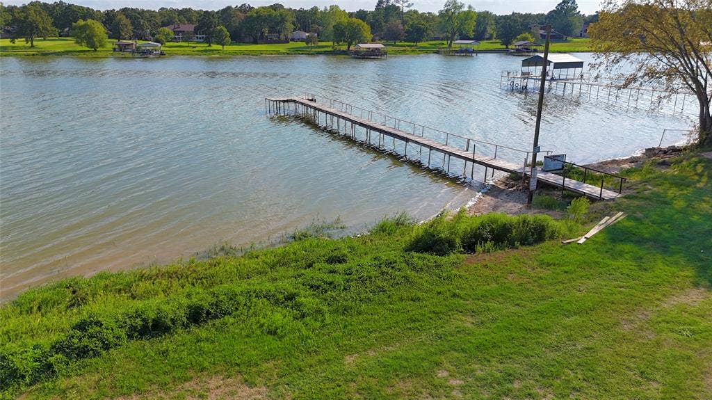 9669 Lakeland Loop, Quinlan, TX 75474