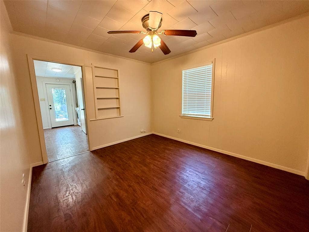 9669 Lakeland Loop, Quinlan, TX 75474