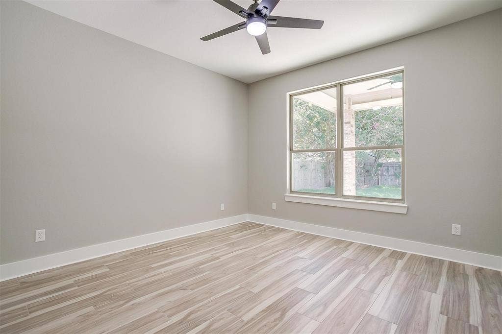 908 Meadowlark Lane, Granbury, TX 76048 908 Meadowlark Lane, Granbury, TX 76048
