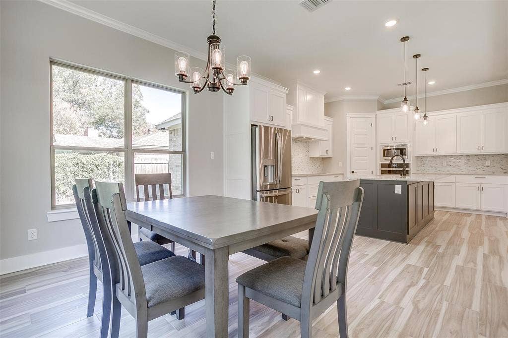 908 Meadowlark Lane, Granbury, TX 76048 908 Meadowlark Lane, Granbury, TX 76048