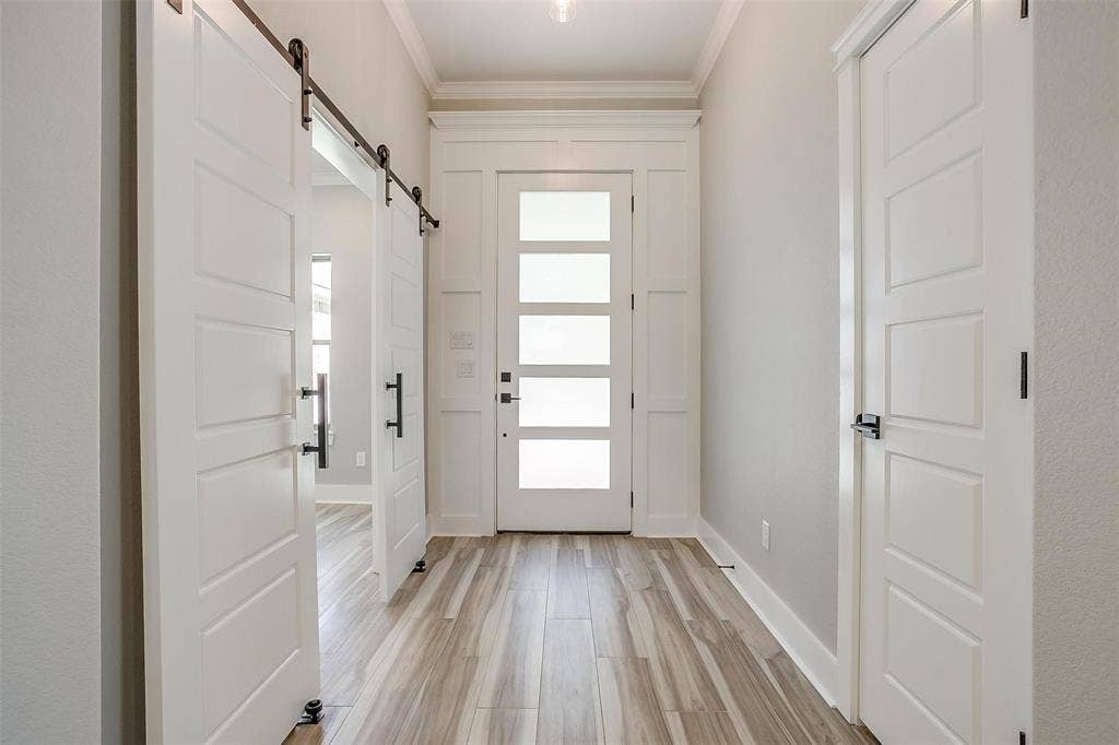 908 Meadowlark Lane, Granbury, TX 76048 908 Meadowlark Lane, Granbury, TX 76048