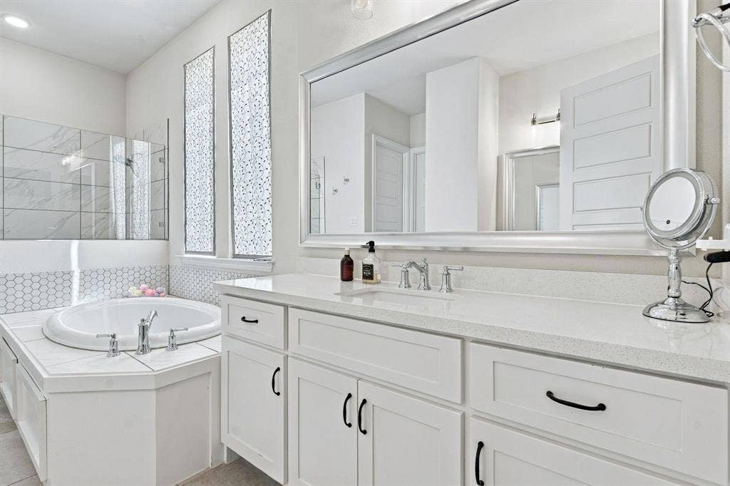 7117 Eagles Ridge Court, Argyle, TX 76226