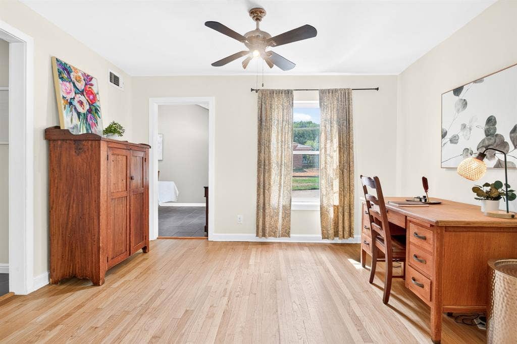 6705 Hanover Road, Fort Worth, TX 76116 6705 Hanover Road, Fort Worth, TX 76116