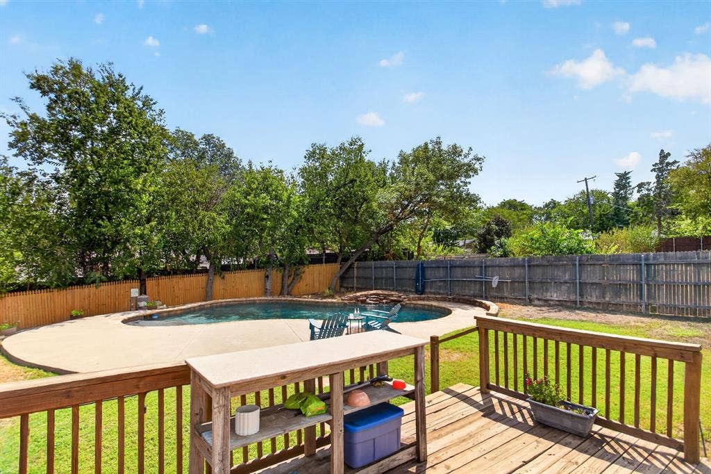 6705 Hanover Road, Fort Worth, TX 76116 6705 Hanover Road, Fort Worth, TX 76116